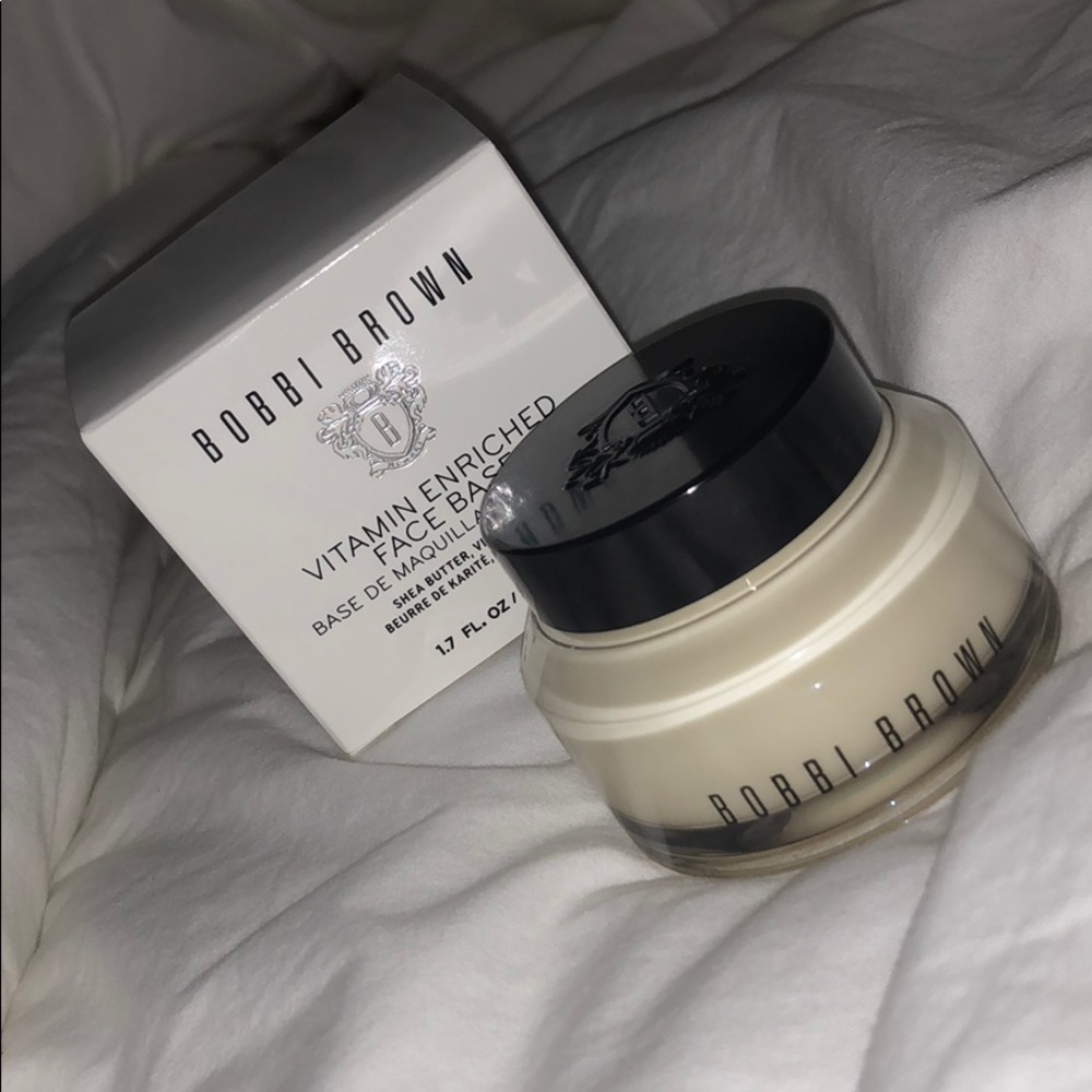 Bobbi brown face base